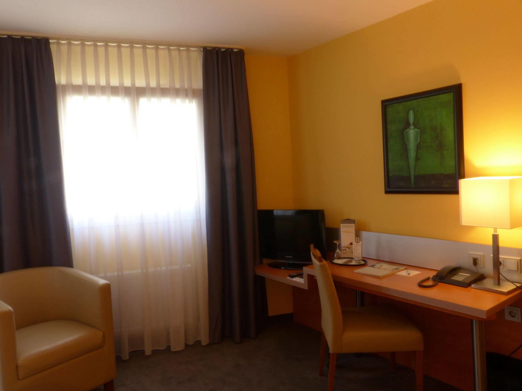 จีโฮเต็ล โฮเต็ล แอนด์ ลีฟวิง มึนเชิน-ซิตี้ Hotel มิวนิก ภายนอก รูปภาพ